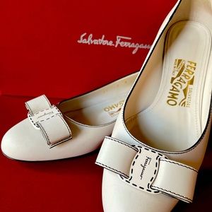 NEW Salvatore Ferragamo 5B BRAND NEW great for any ensembles.